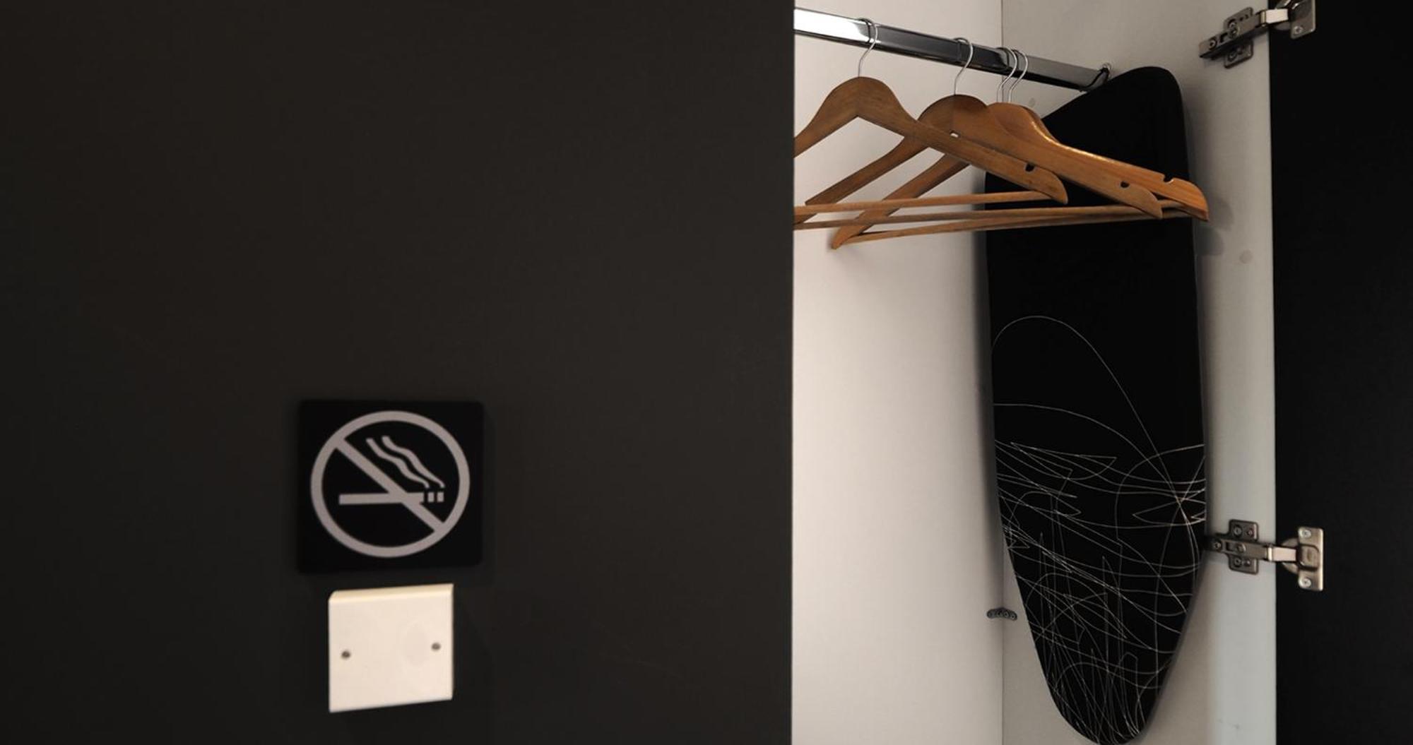فندق The Solon House-Self Check-In أثينا الغرفة الصورة
